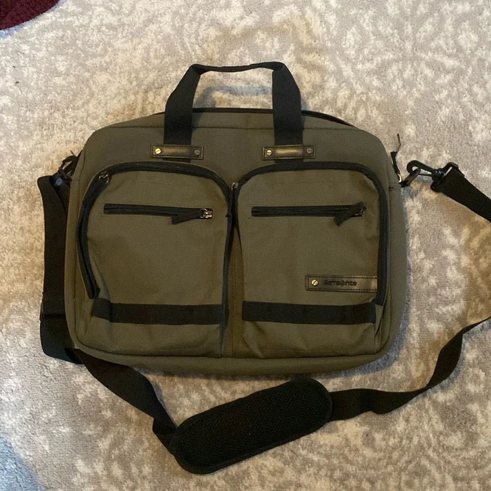 Samsonite travel bag laptop olive green strap multiple pockets 16x11.5”